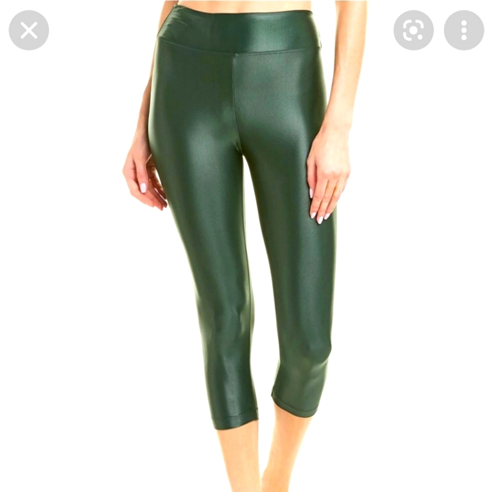 Rare Koral Lustrous Green High-Rise Capri Legging Size Medium